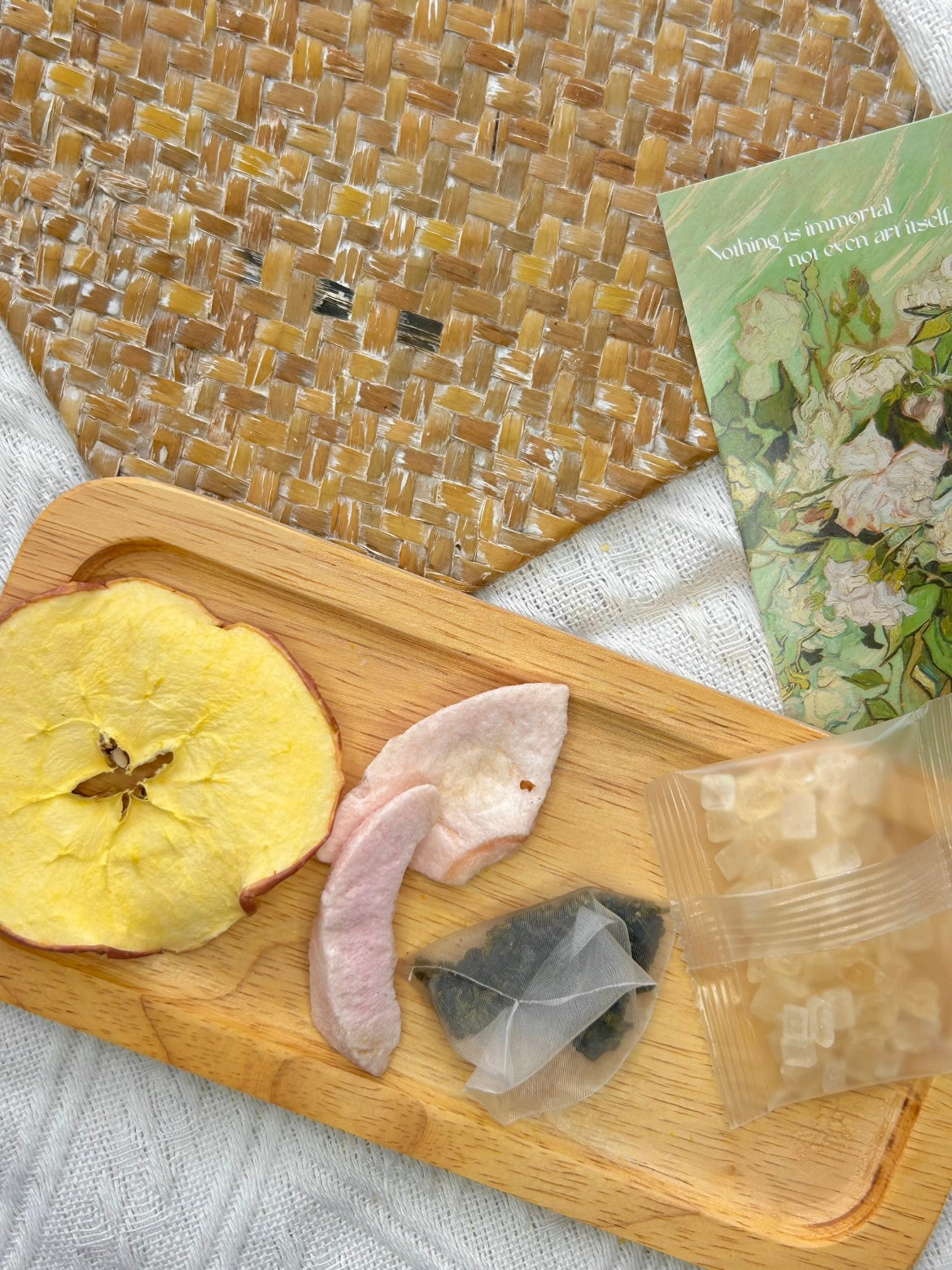 Peach Oolong Tea